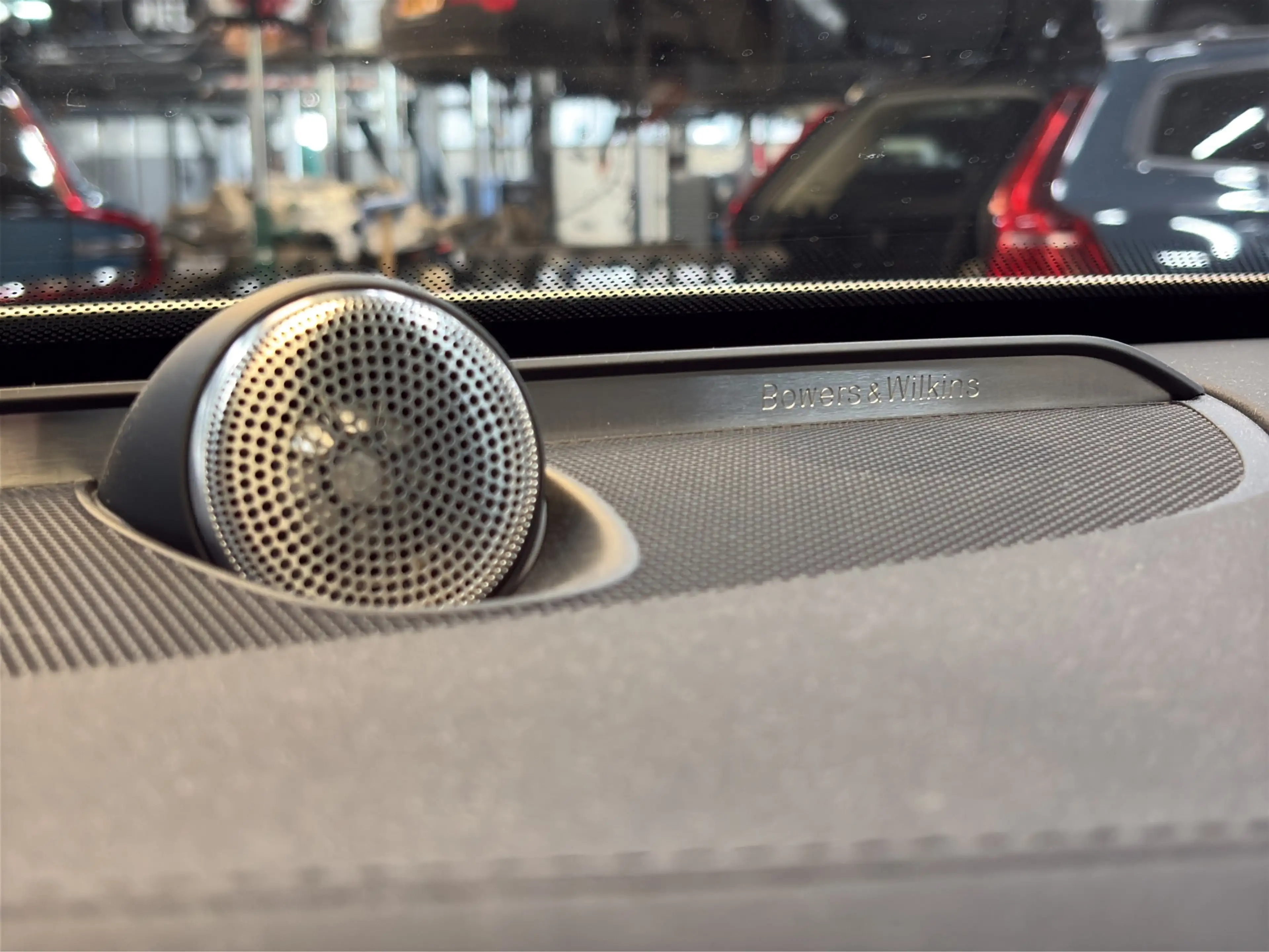 Volvo XC90 2.0 T8 Recharge AWD Ultimate Dark | Bowers&Wilkins — photo 15