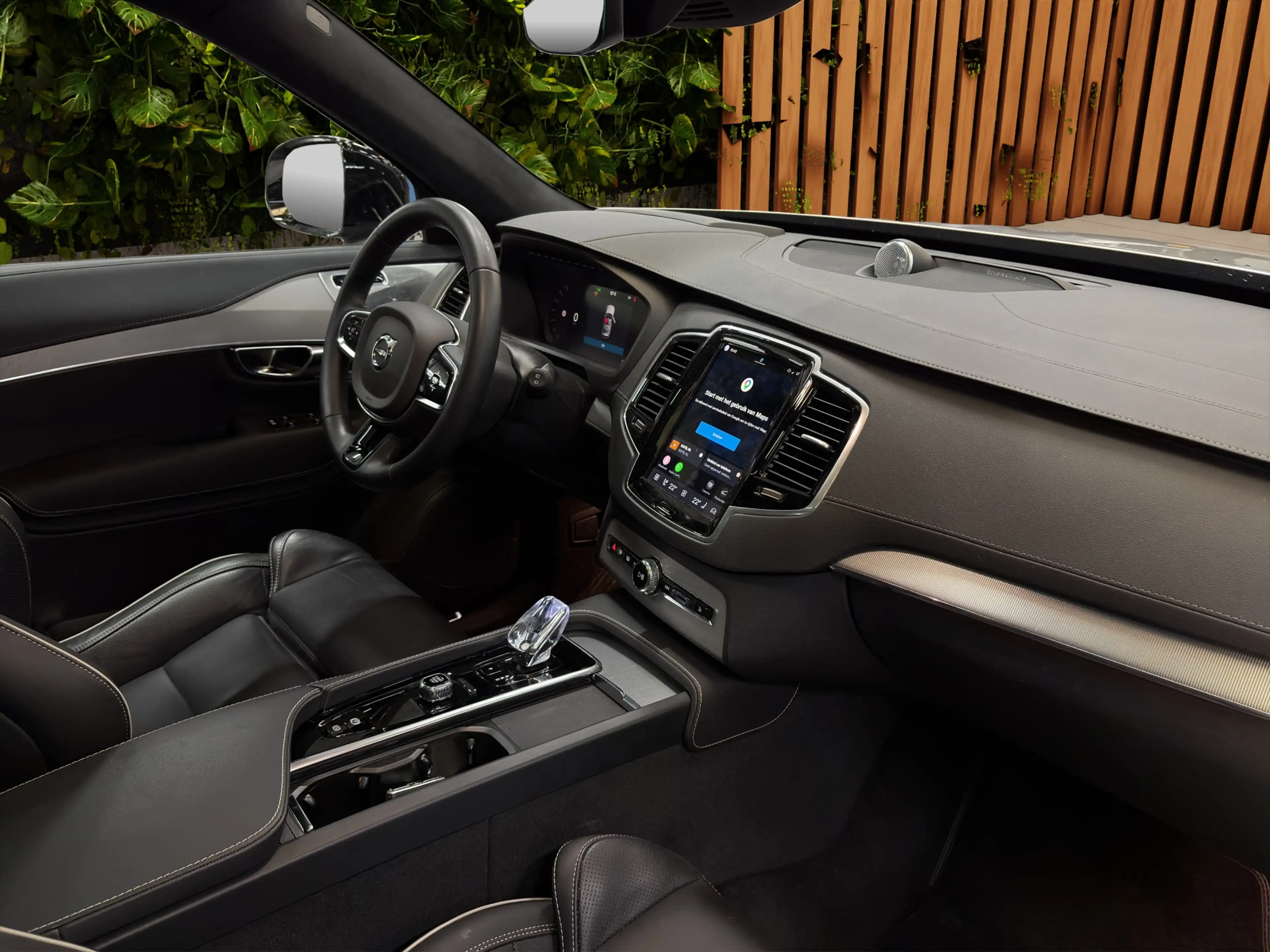 Volvo XC90 2.0 T8 Recharge AWD Ultimate Dark | Bowers&Wilkins — photo 12