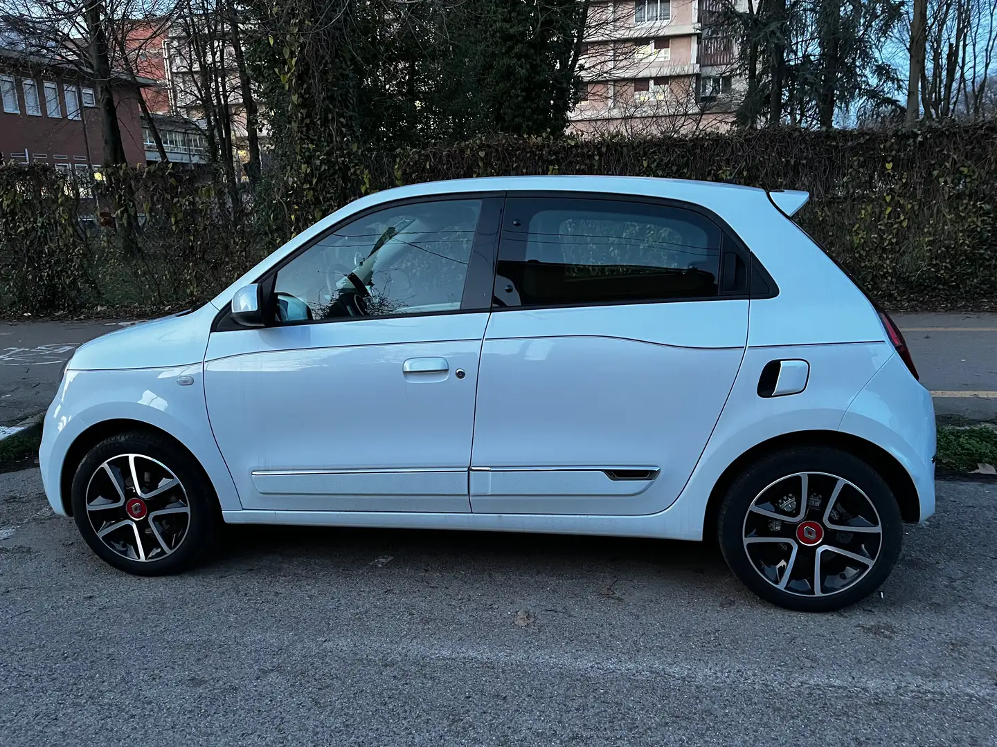 Renault Twingo Twingo III 2019 1.0 sce Intens 65cv Bianco - 2