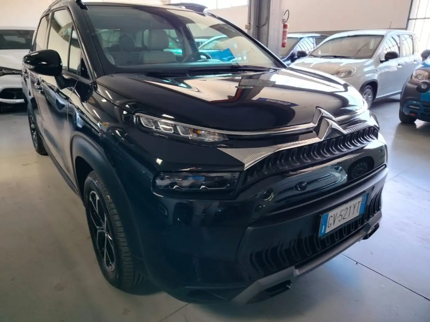 Citroen C3 Aircross PureTech 110 S&S Plus Schwarz - 2