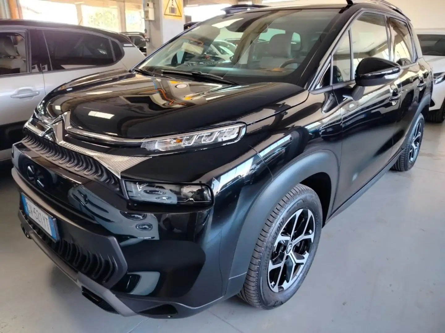 Citroen C3 Aircross PureTech 110 S&S Plus Schwarz - 1