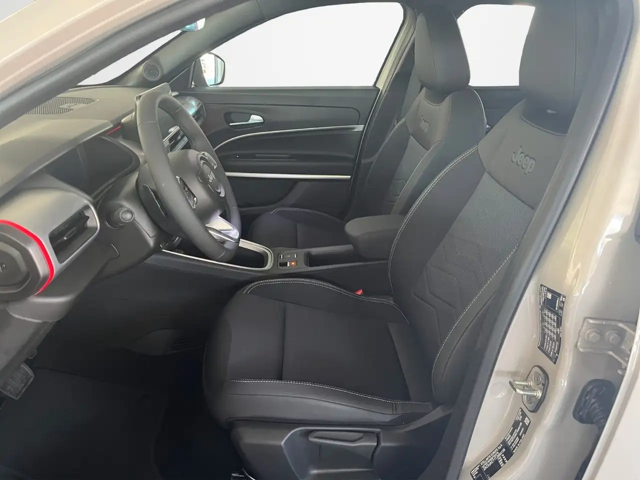 Jeep Avenger 1.2 DCT6 48V Summit /LED/360°/ 6