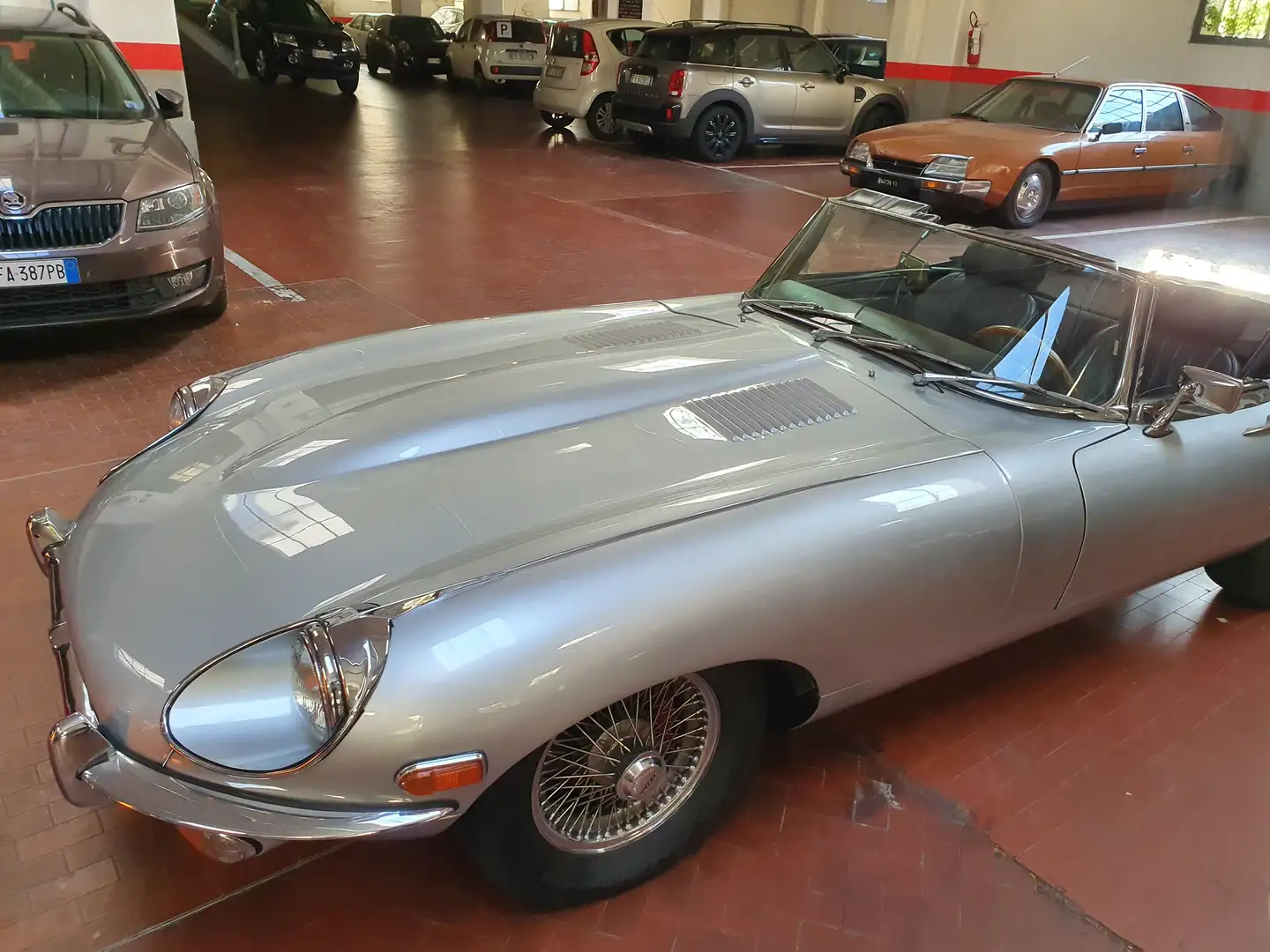 Jaguar E-Type II SERIE Argento - 1