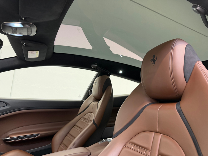 Ferrari GTC4 Lusso T 3.9 Turbo V8 F1 — photo 5