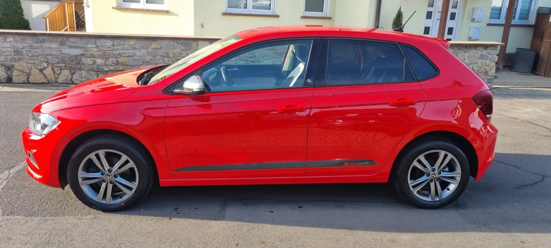 Volkswagen Polo VI TSI DSG beats Kamera App Rot - 2