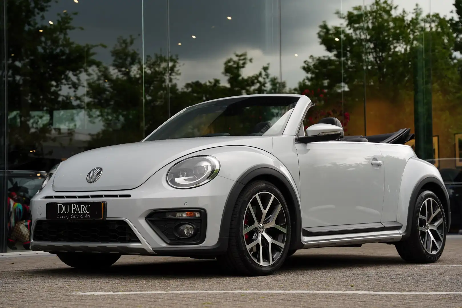 Volkswagen Beetle Cabriolet 2.0 TSI Dune NL-Auto 66 D.Km Zilver - 1