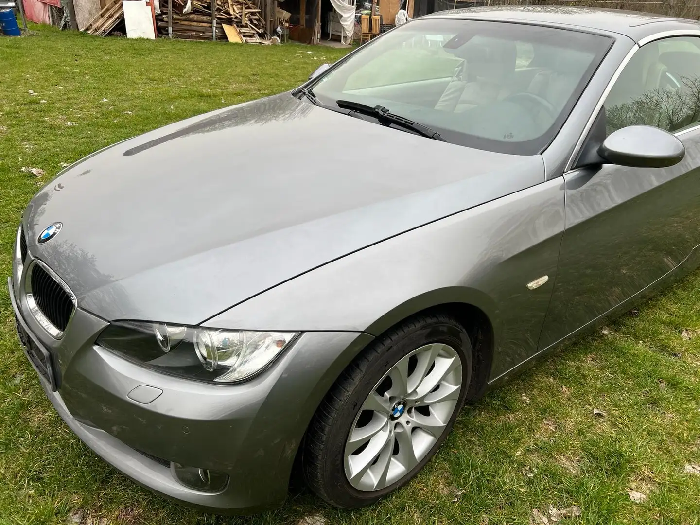 BMW 320 320i Grau - 2