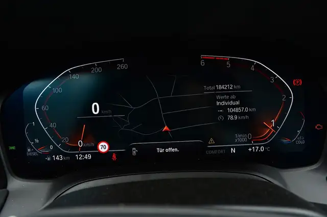 BMW 3 Series view 9