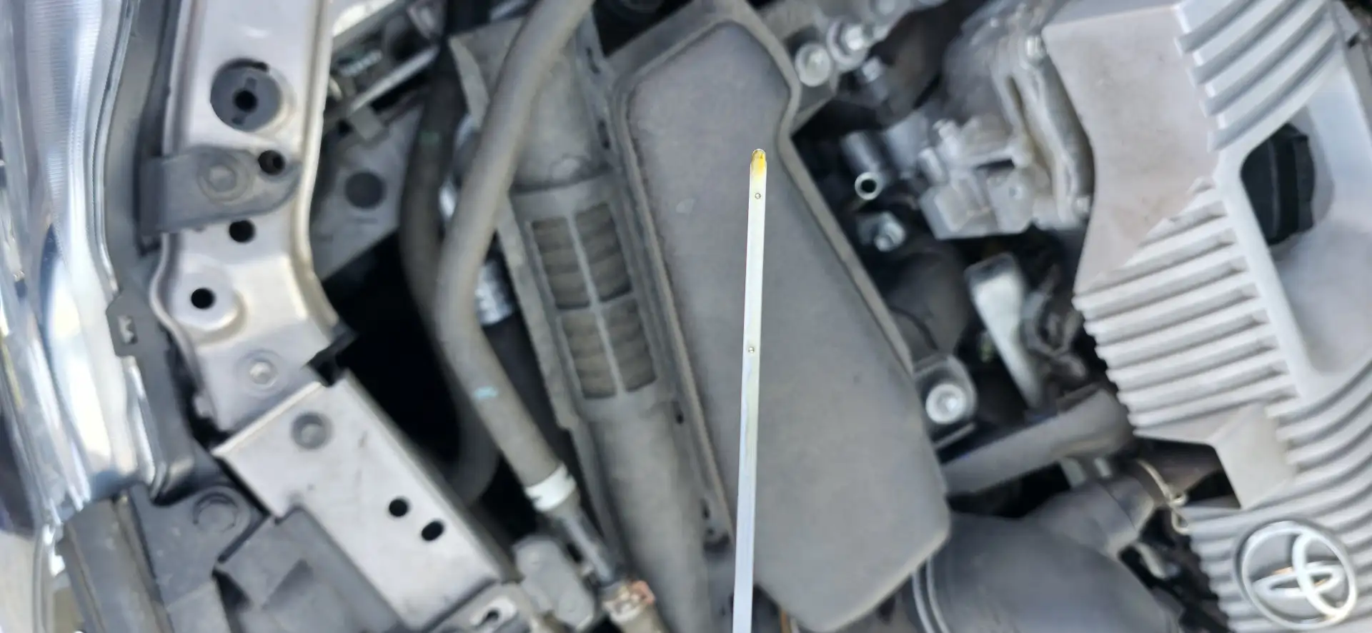 Toyota Auris 1.8 VVT-i Hybrid Automatik Comfort Bronze - 2