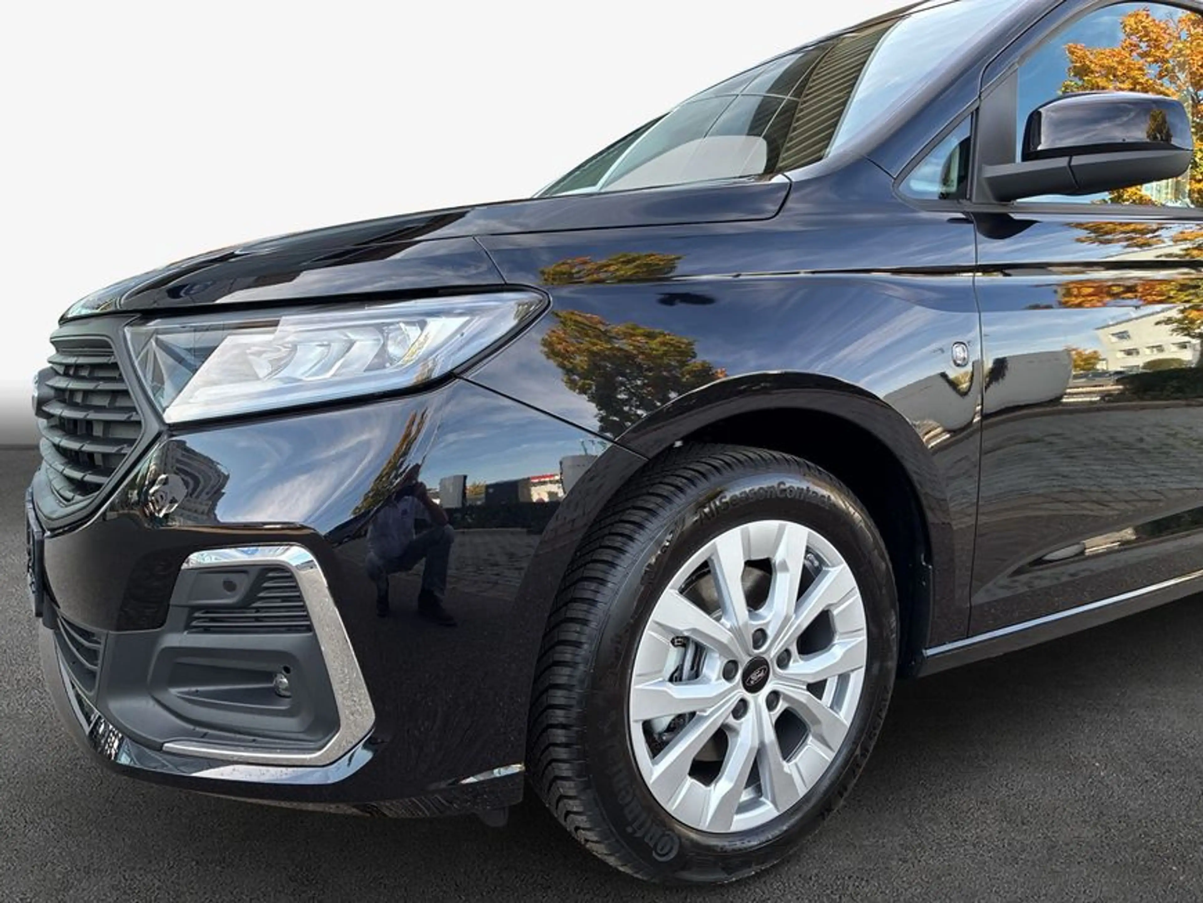 Ford Tourneo Connect 1.5 EcoBoost Aut. TITANIUM 85 kW, — photo 6