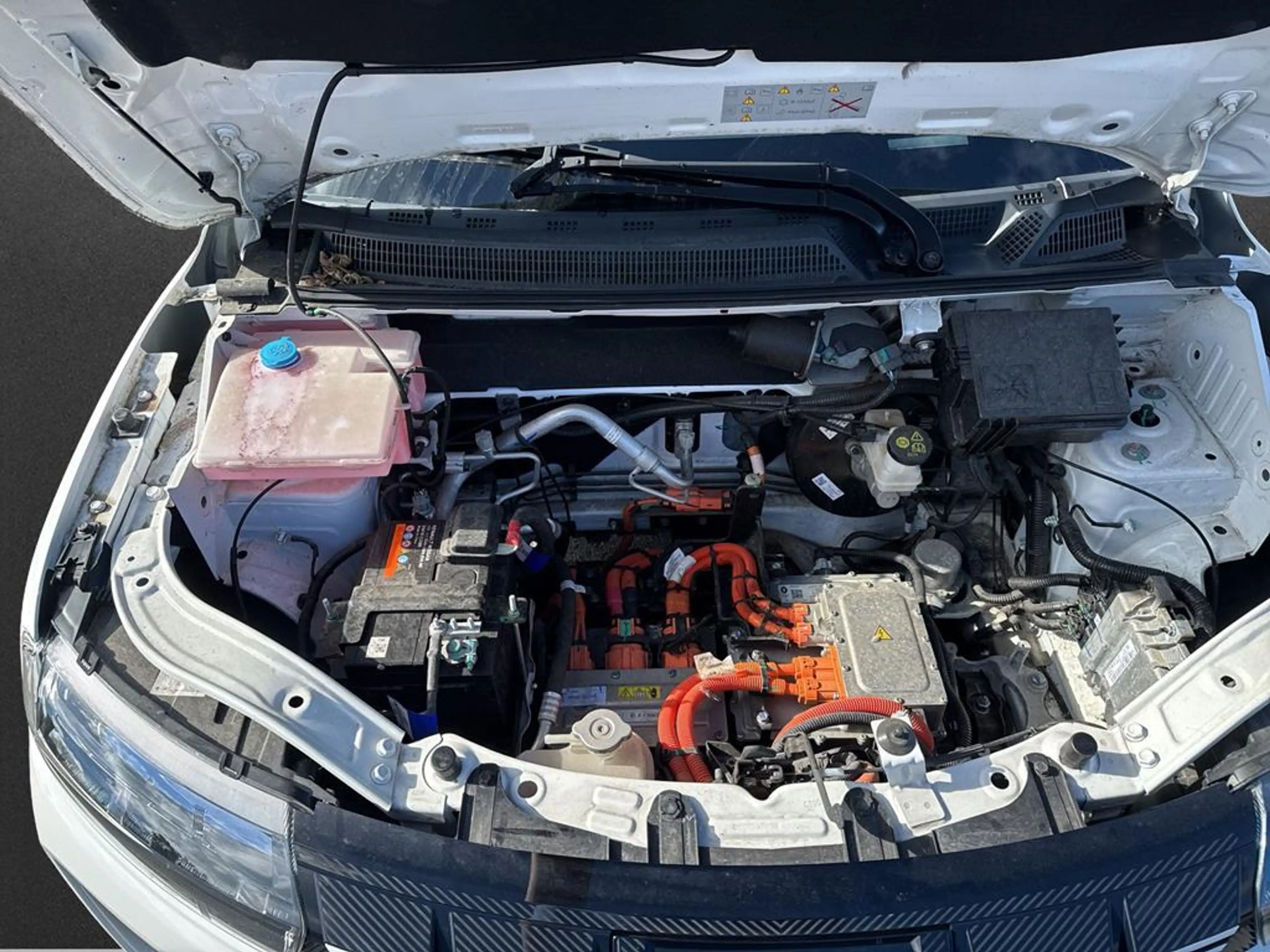 Dacia Spring Electric Extreme 65 — photo 8