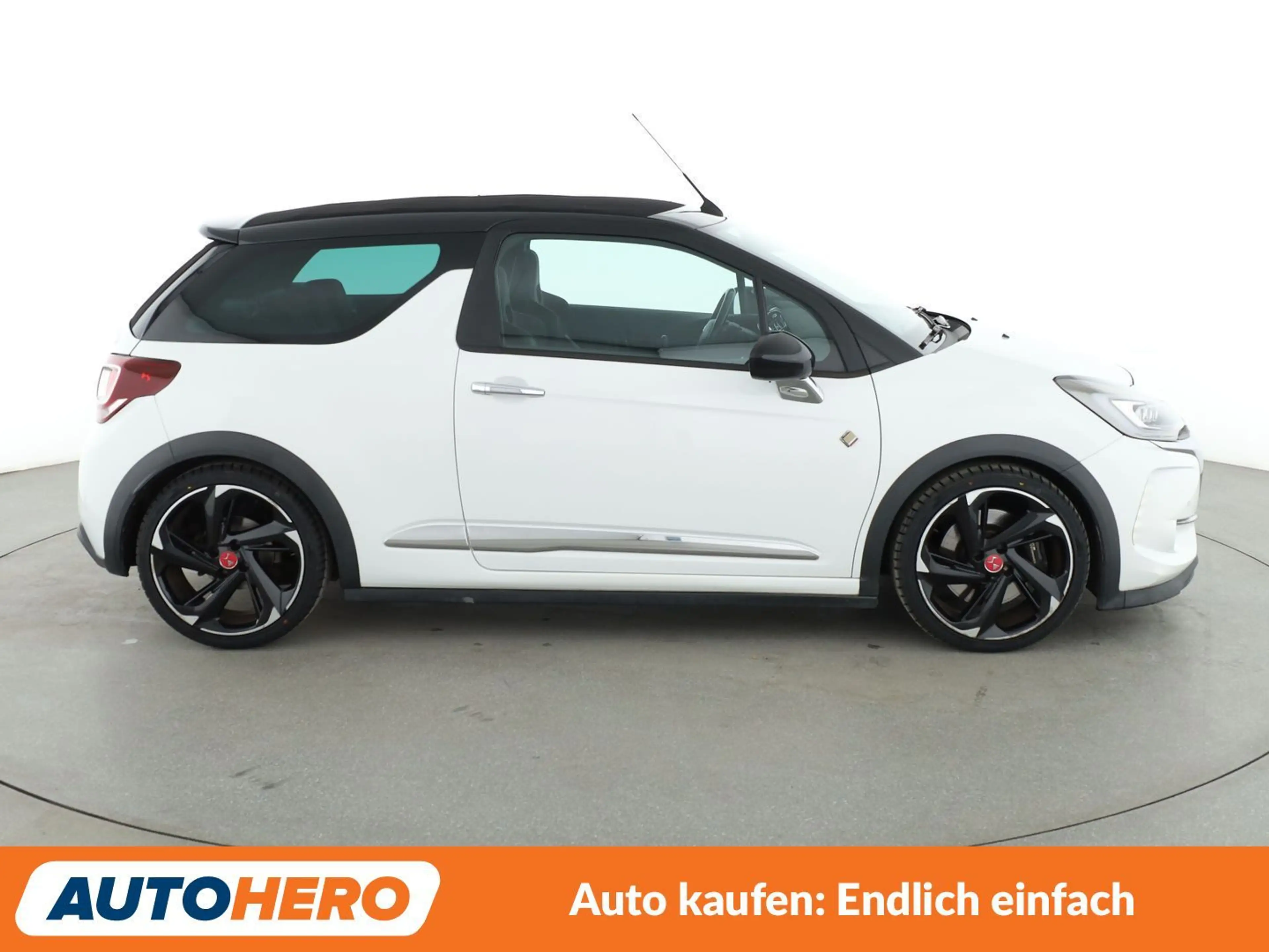 Citroen DS3 1.6 THP Performance Cabrio *LED*CAM*TEMPO*PDC*DAB* — photo 7