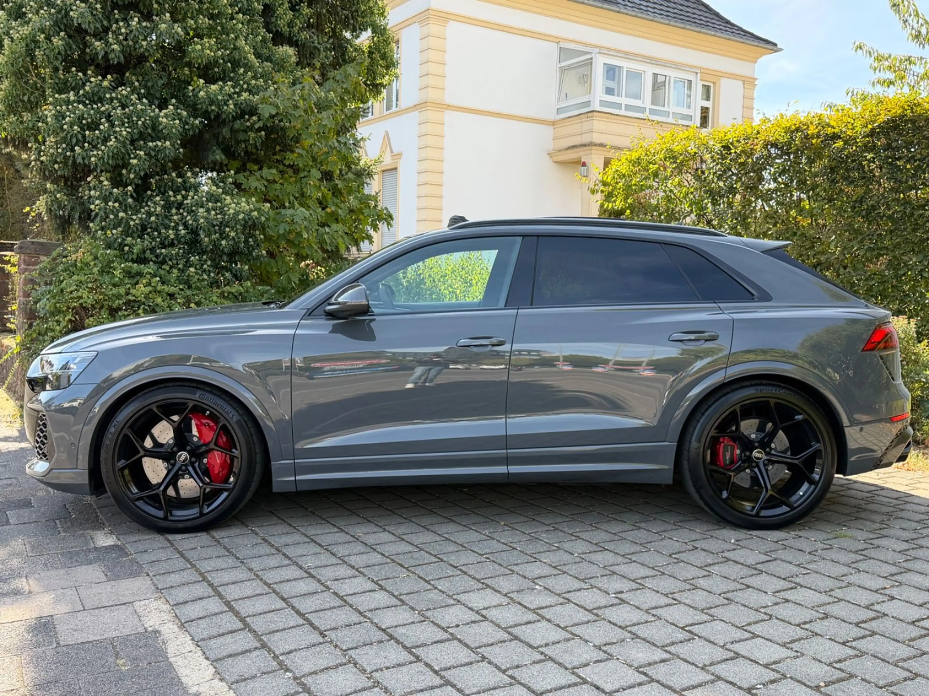 Audi RS Q8 performance 4.0 TFSI quattro — photo 3