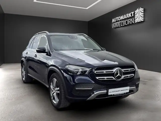 Mercedes-Benz GLE view 2