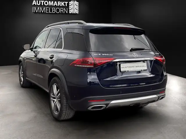 Mercedes-Benz GLE view 11
