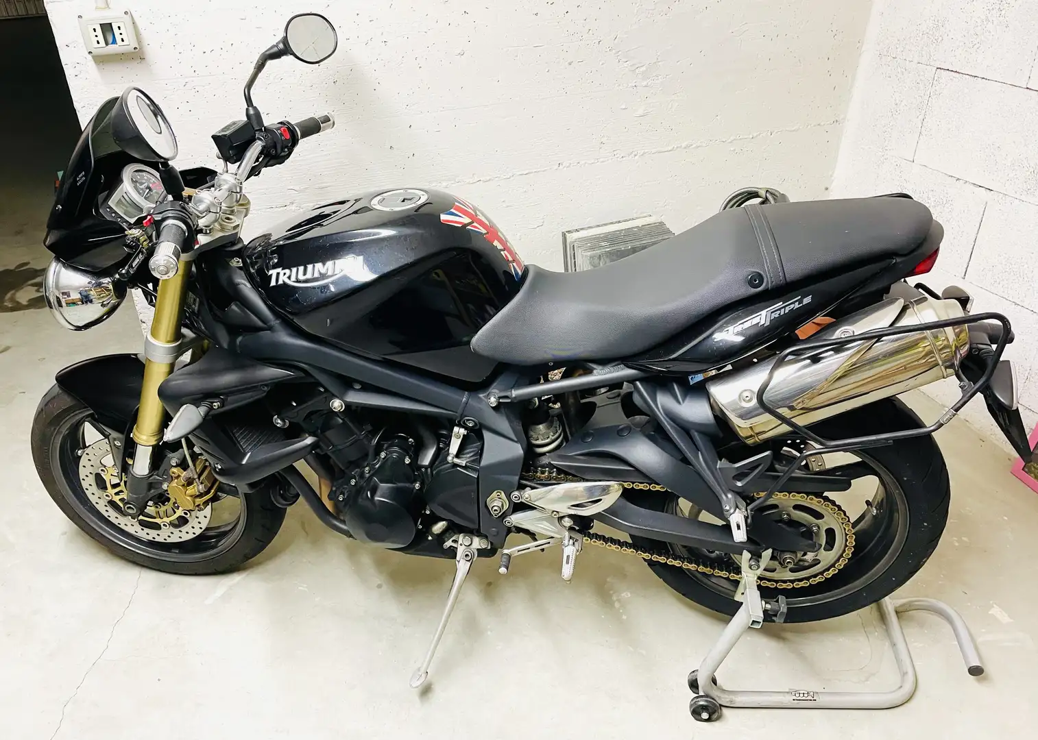 Triumph Street Triple 675 - 1