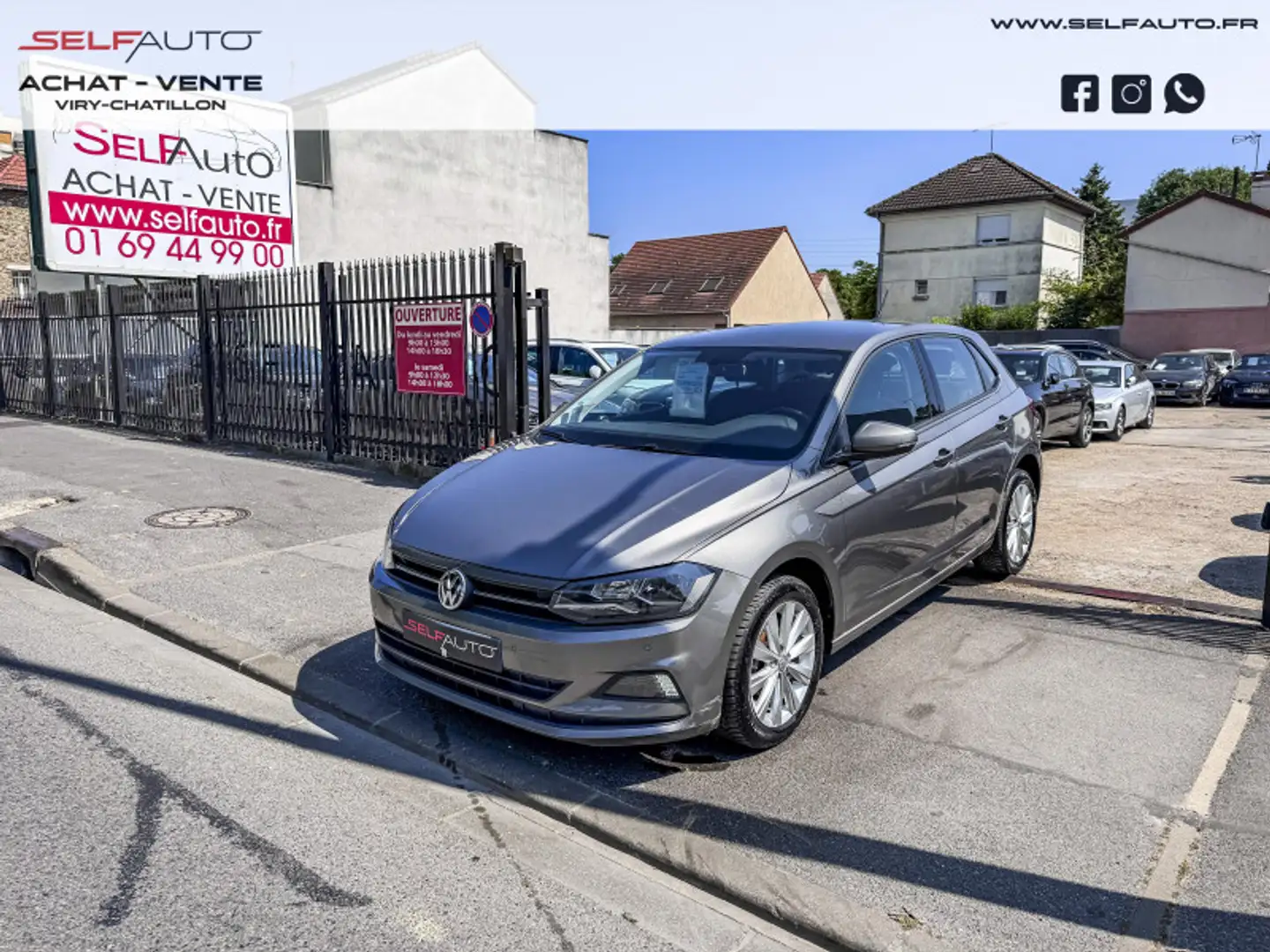 Volkswagen Polo 1.0 TSI 95CH CONFORTLINE Gris - 1