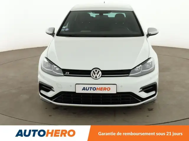 Volkswagen Golf view 9