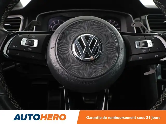 Volkswagen Golf view 19