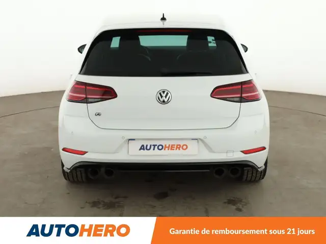 Volkswagen Golf view 5