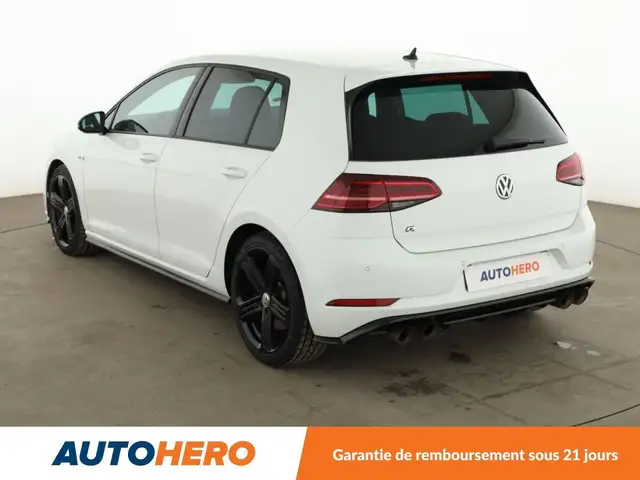 Volkswagen Golf view 4