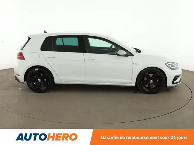 Volkswagen Golf view 7