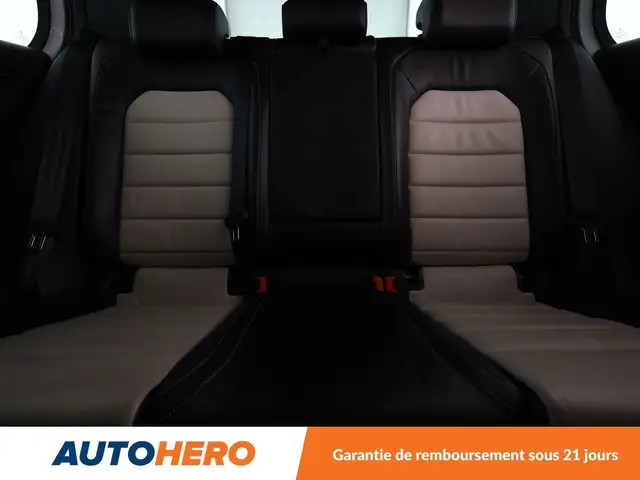 Volkswagen Golf view 15
