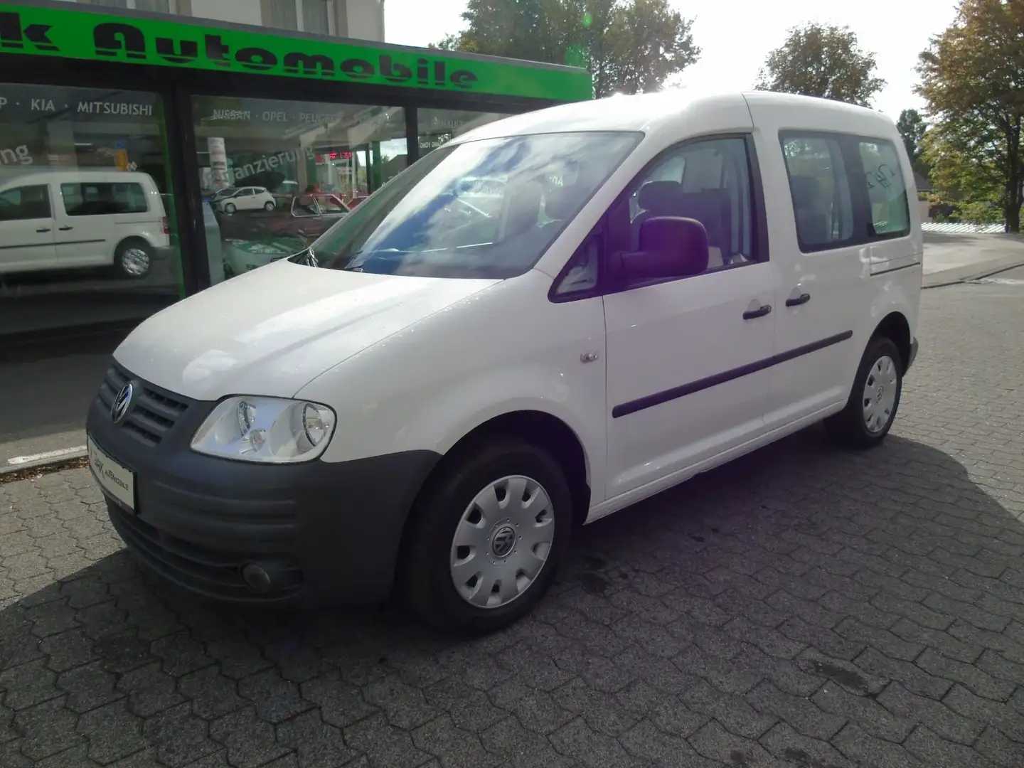 Volkswagen Caddy Life 1.4L Kombi **KLIMATRONIC**5-SITZER** Weiß - 1