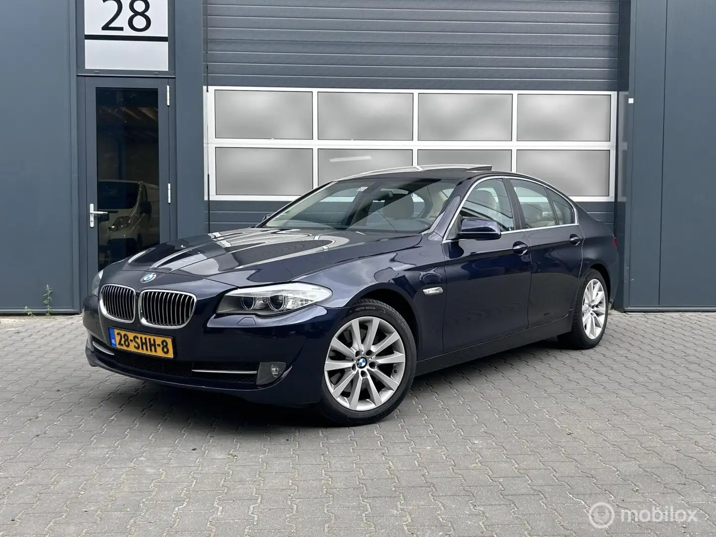 BMW 528 5-serie 528i High Executive Dakraam! Goede opties! Modrá - 1
