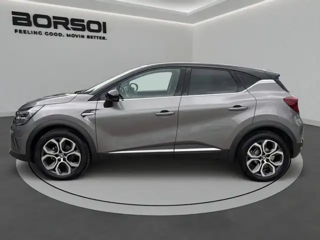 Renault Captur view 2