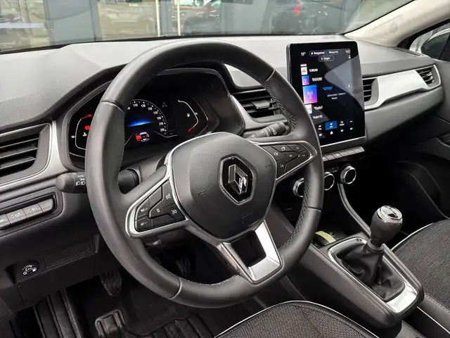 Renault Captur view 18