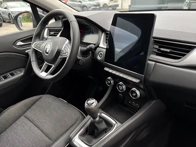 Renault Captur view 19