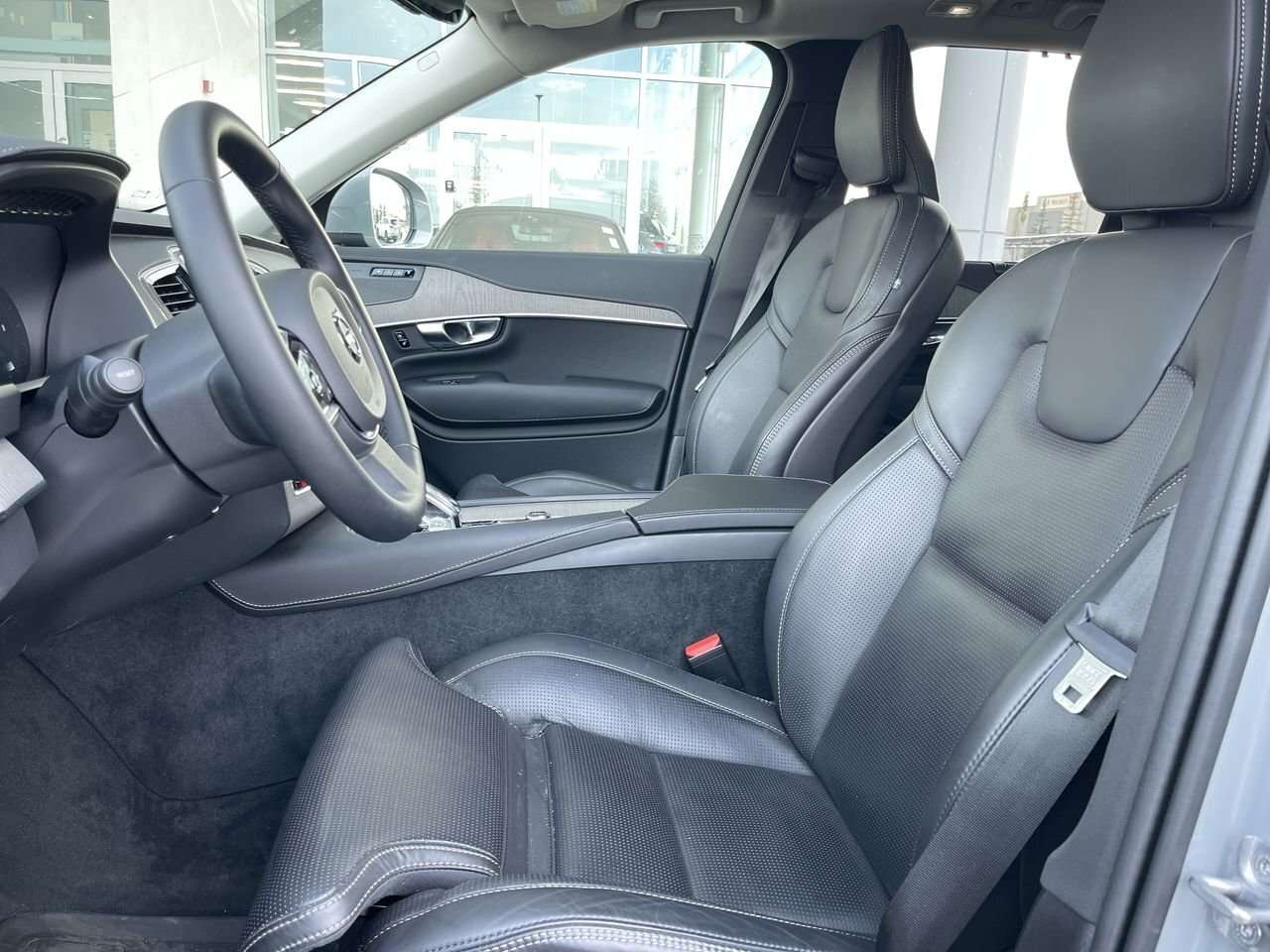 2025 Volvo XC90 B6 AWD Ultra Bright Theme, Adaptive Cruise One Own thumb 19