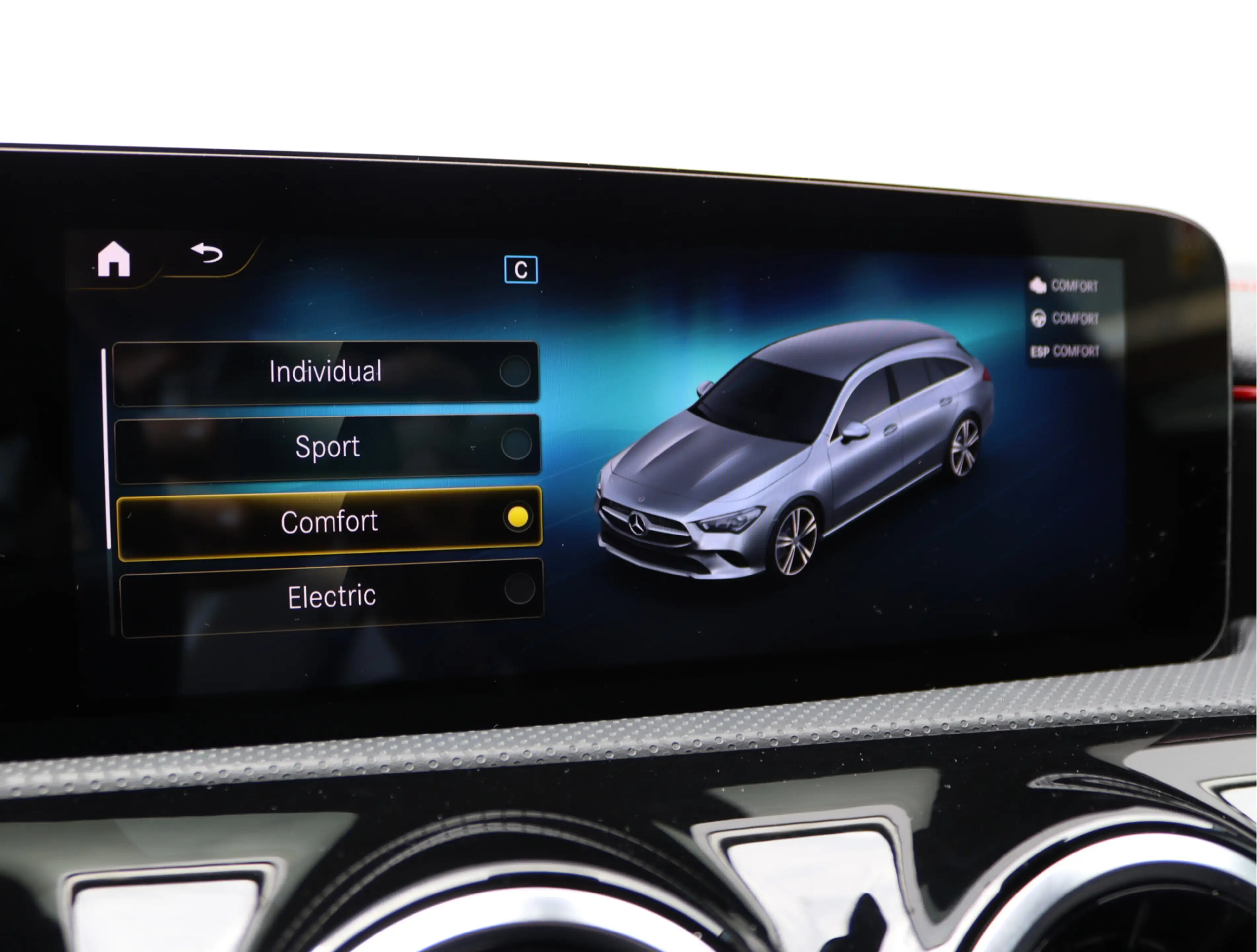 Mercedes-Benz CLA 250 Shooting Brake e AMG-line | Keyless | Carplay | SO — photo 50
