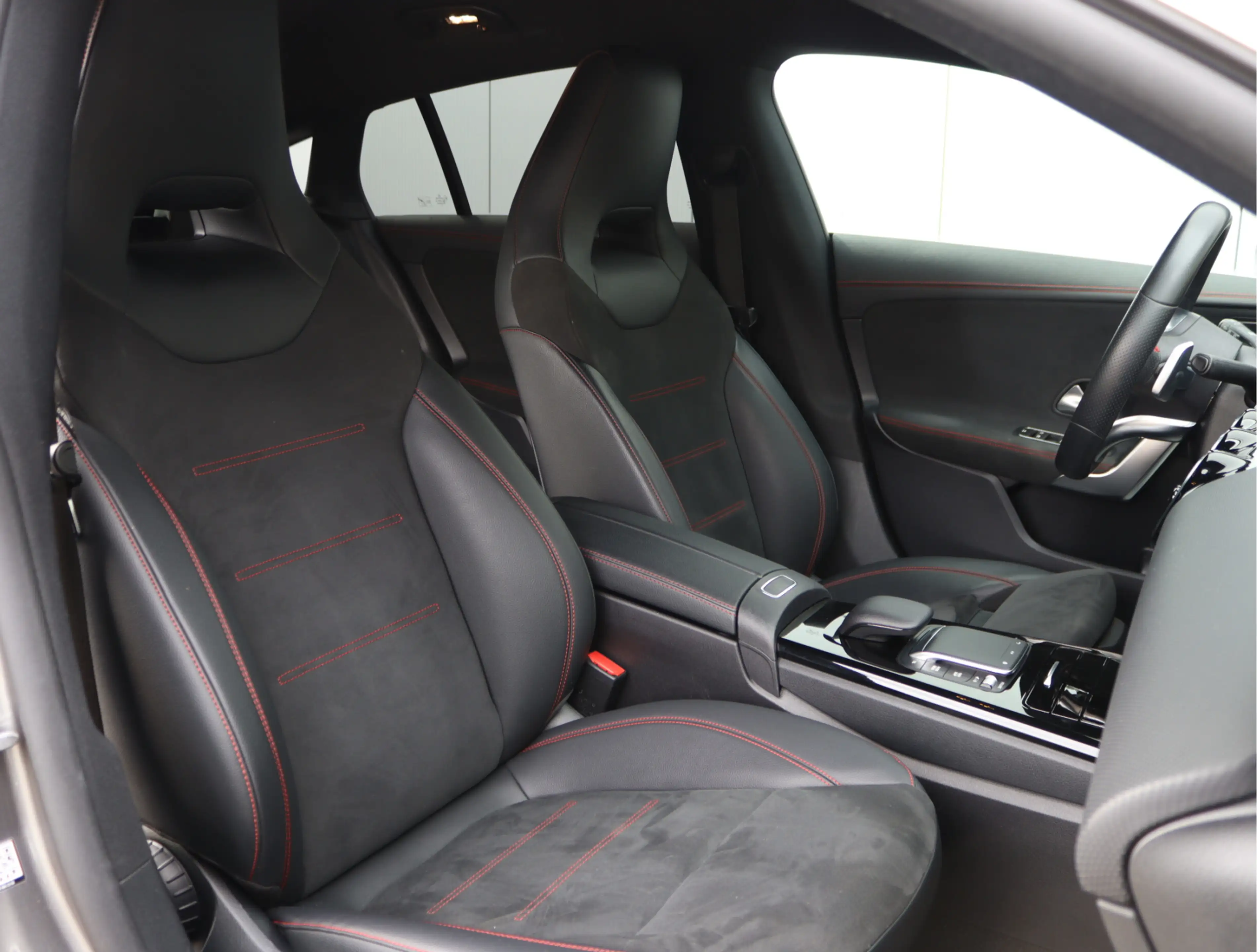 Mercedes-Benz CLA 250 Shooting Brake e AMG-line | Keyless | Carplay | SO — photo 22