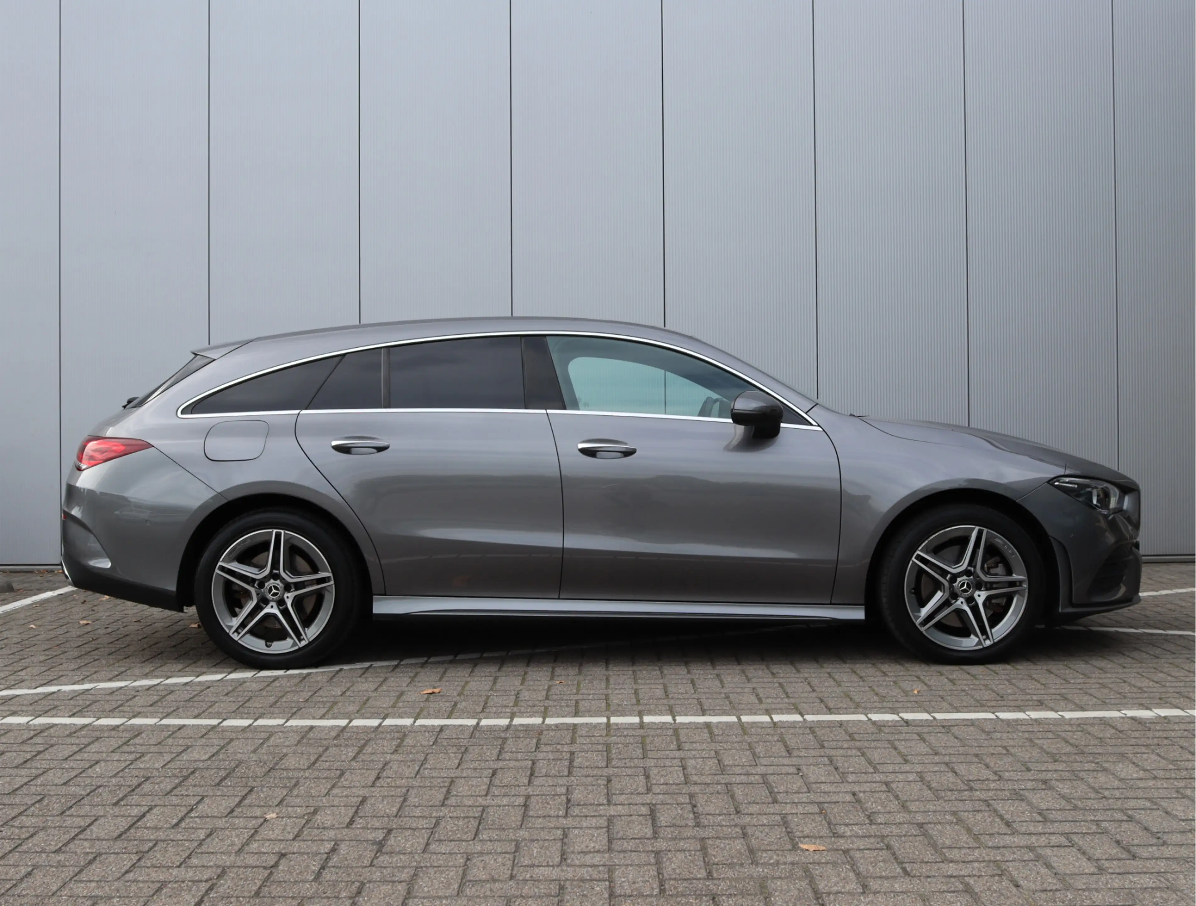 Mercedes-Benz CLA 250 Shooting Brake e AMG-line | Keyless | Carplay | SO — photo 18