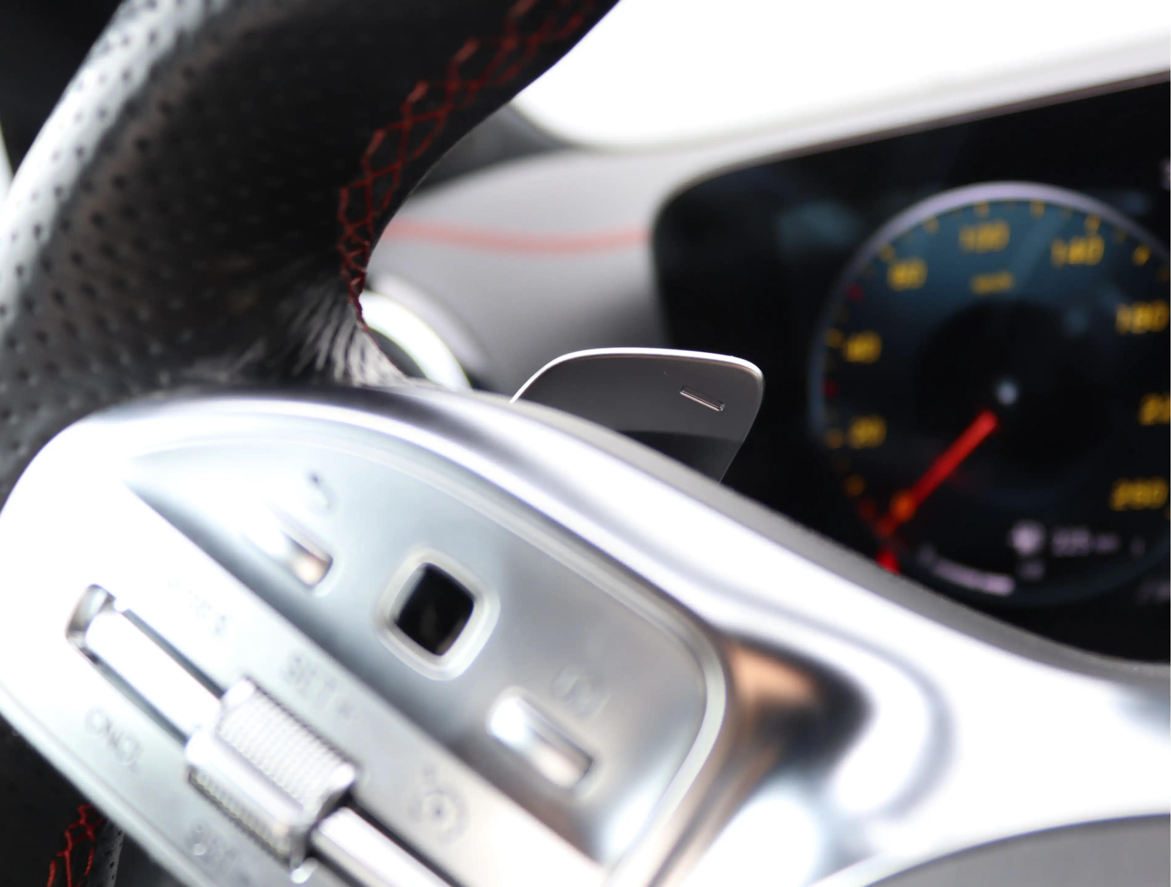 Mercedes-Benz CLA 250 Shooting Brake e AMG-line | Keyless | Carplay | SO — photo 33