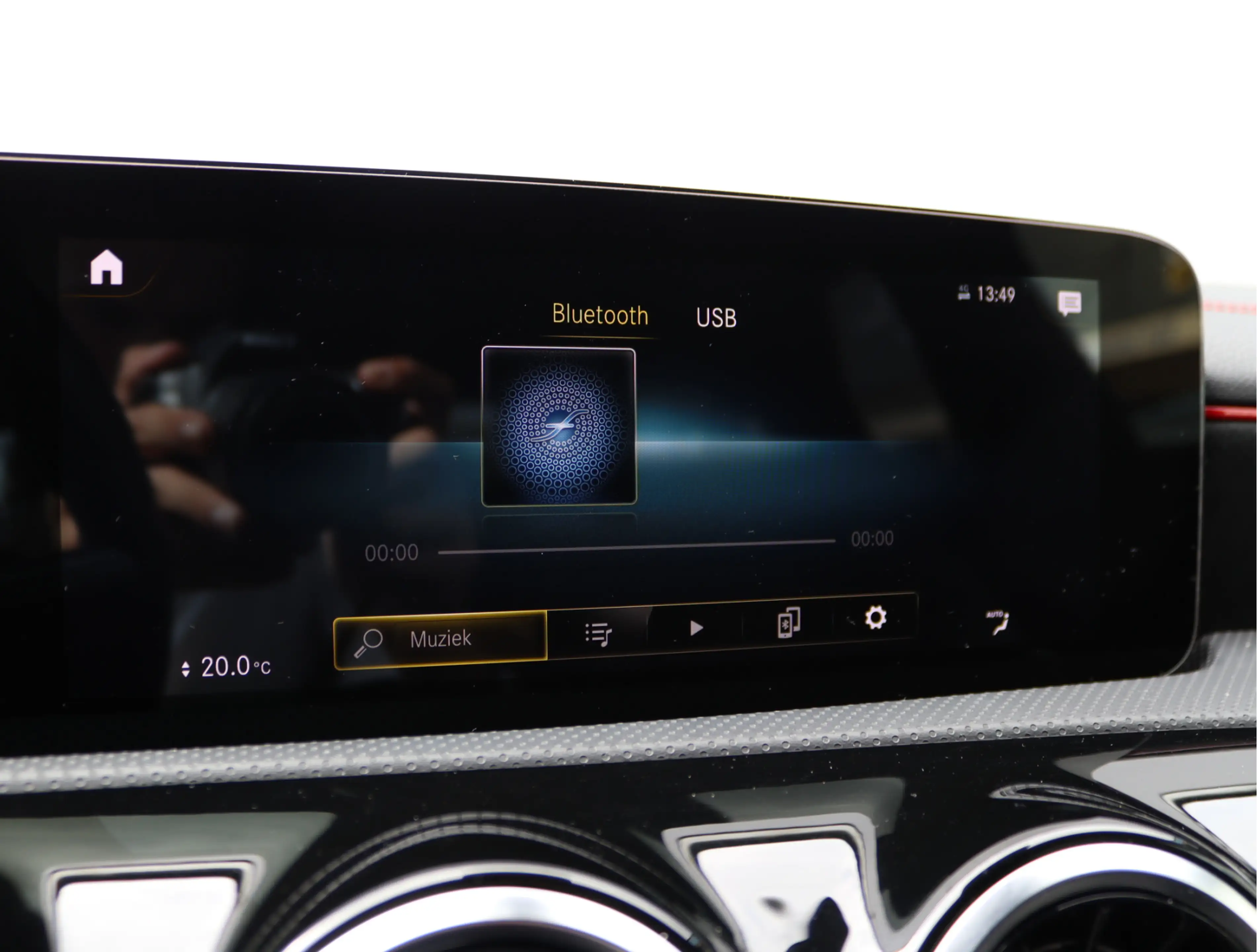 Mercedes-Benz CLA 250 Shooting Brake e AMG-line | Keyless | Carplay | SO — photo 45
