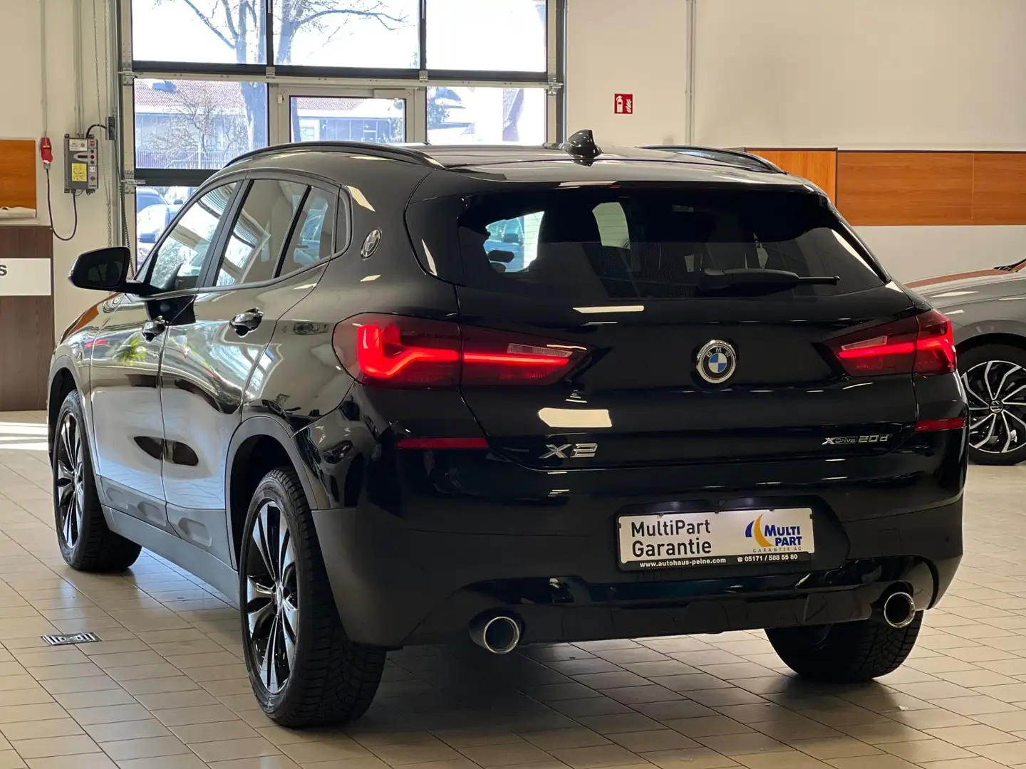 BMW X2 xDrive 20d Aut/HUD/Stop&Go/Leder/ParkAs/Apple Noir - 2
