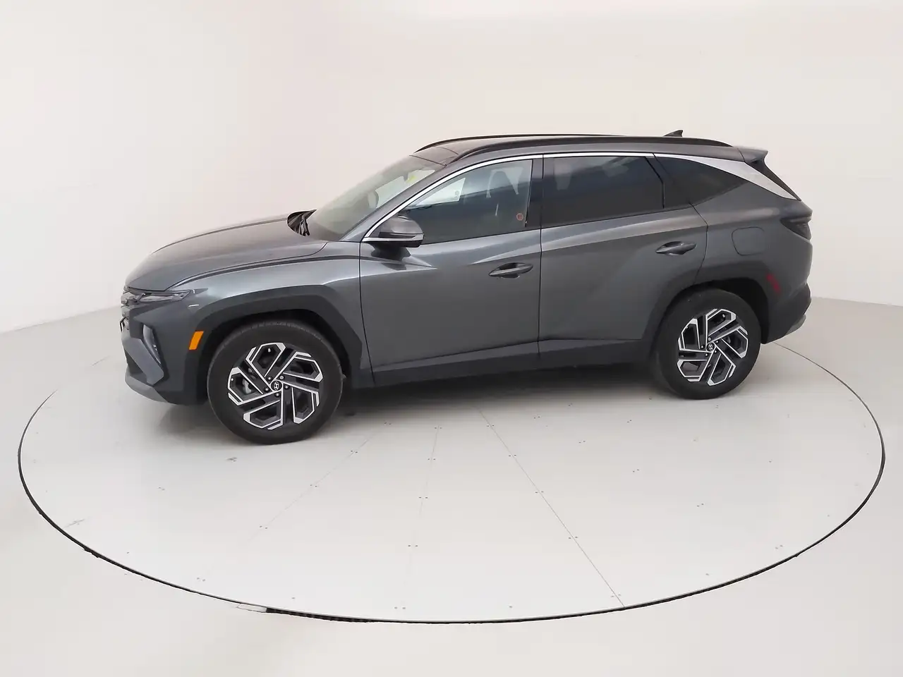 Hyundai TUCSON photo Hyundai TUCSON