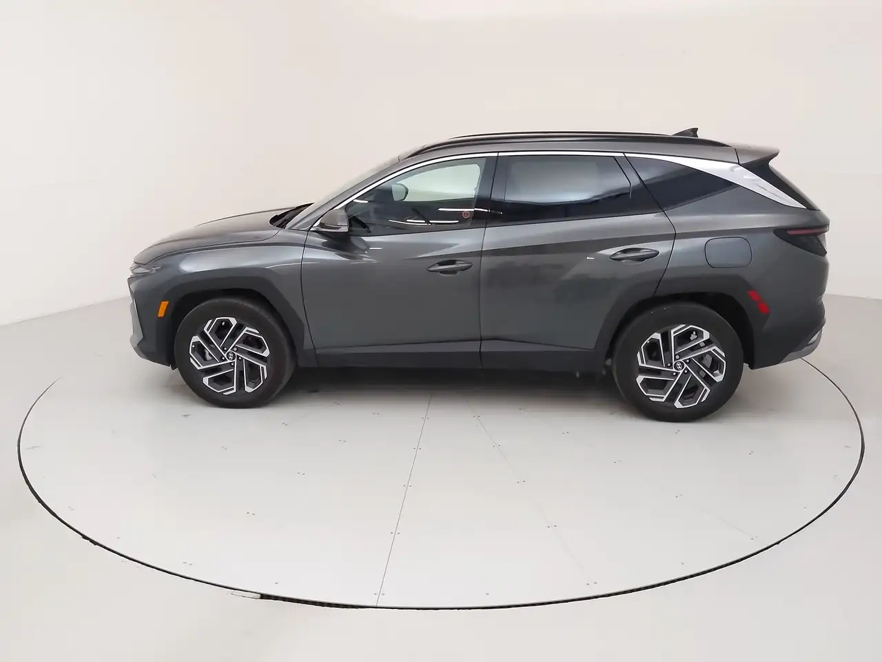 Hyundai TUCSON photo Hyundai TUCSON
