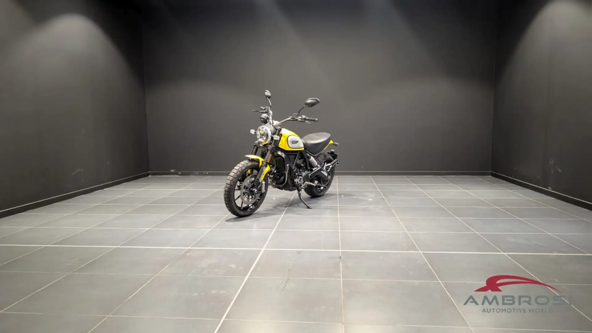 Ducati Scrambler 800 ICON Giallo - 2
