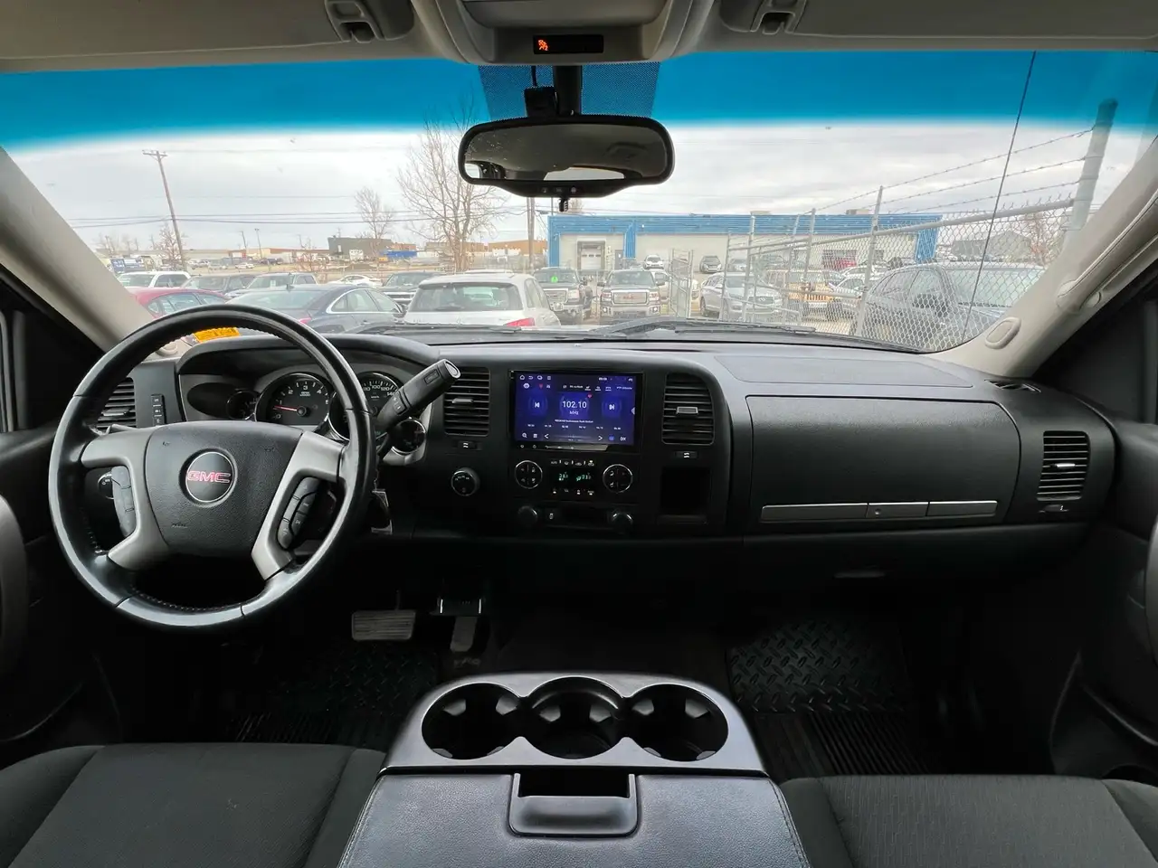GMC Sierra 1500 снимка GMC Sierra 1500