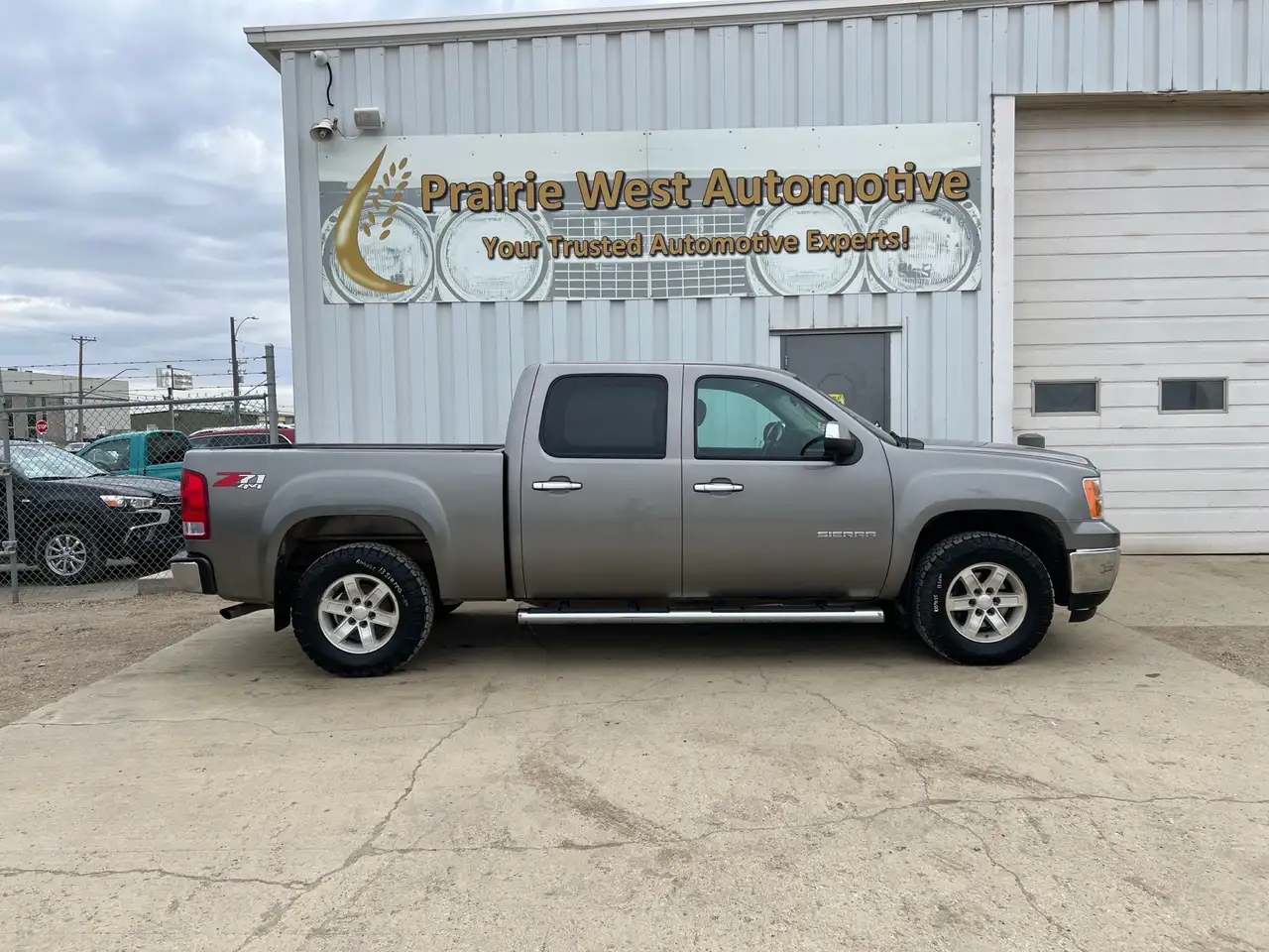 GMC Sierra 1500 снимка GMC Sierra 1500
