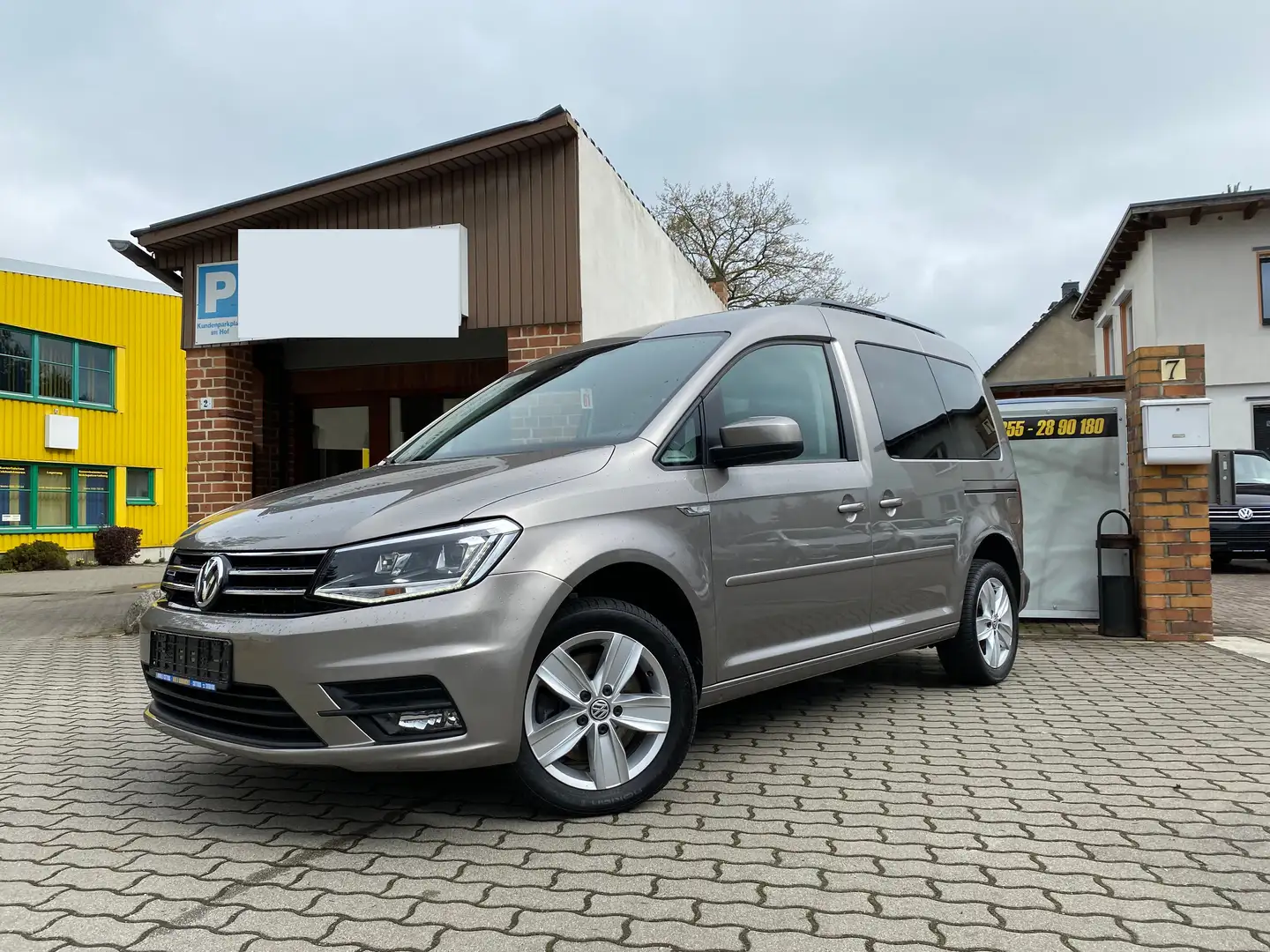 Volkswagen Caddy 2x Schiebetür - Sitzh.- Temp.- Navi - Xenon !! Beige - 1