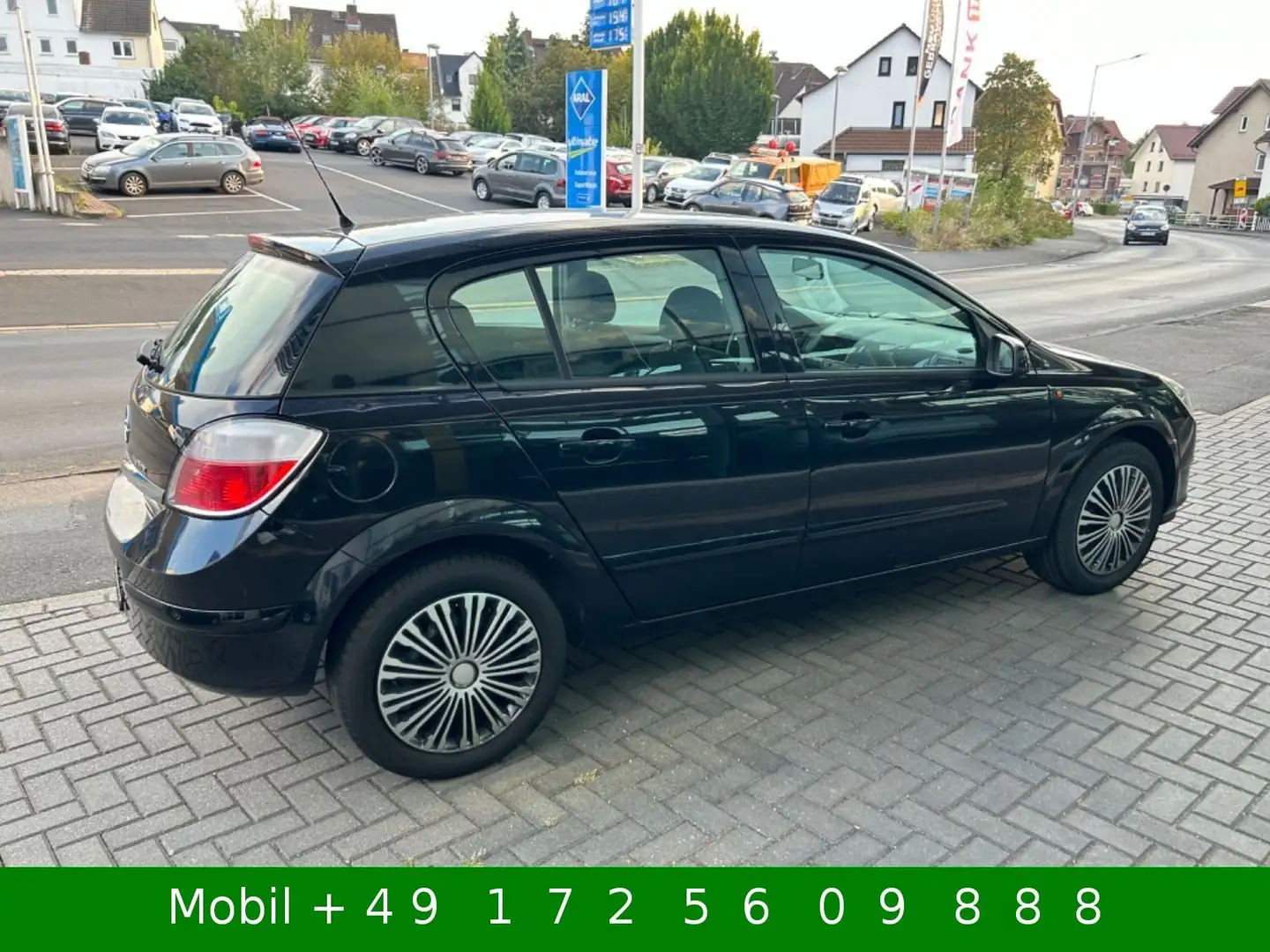 Opel Astra H Lim. 1,4  Enjoy Klima Schwarz - 1