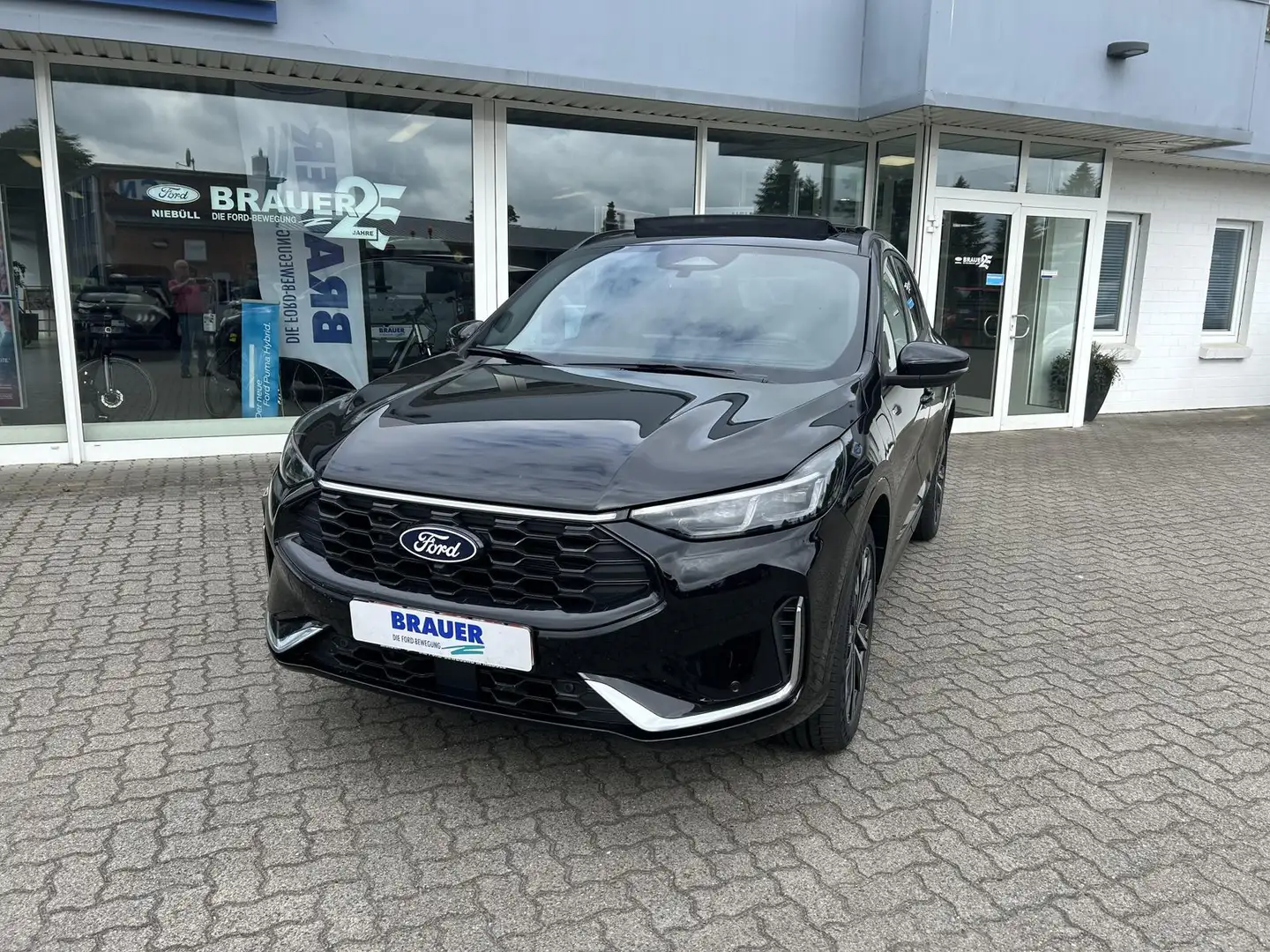 Ford Kuga Plug-In Hybrid ST-Line X Zwart - 1