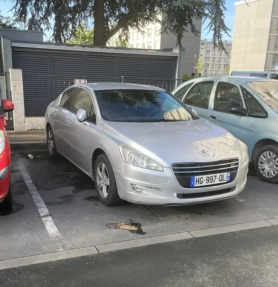 Peugeot 508 1.6 e-HDi 112ch FAP BMP6 BLUE LION Acces
