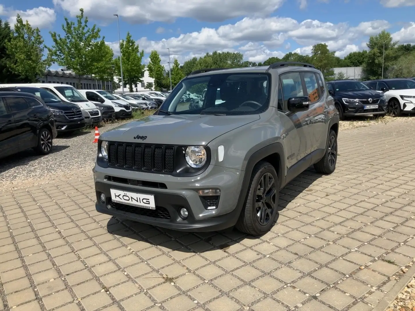 Jeep Renegade Night Eagle Tempomat Klimaautomatik PDC Grau - 1