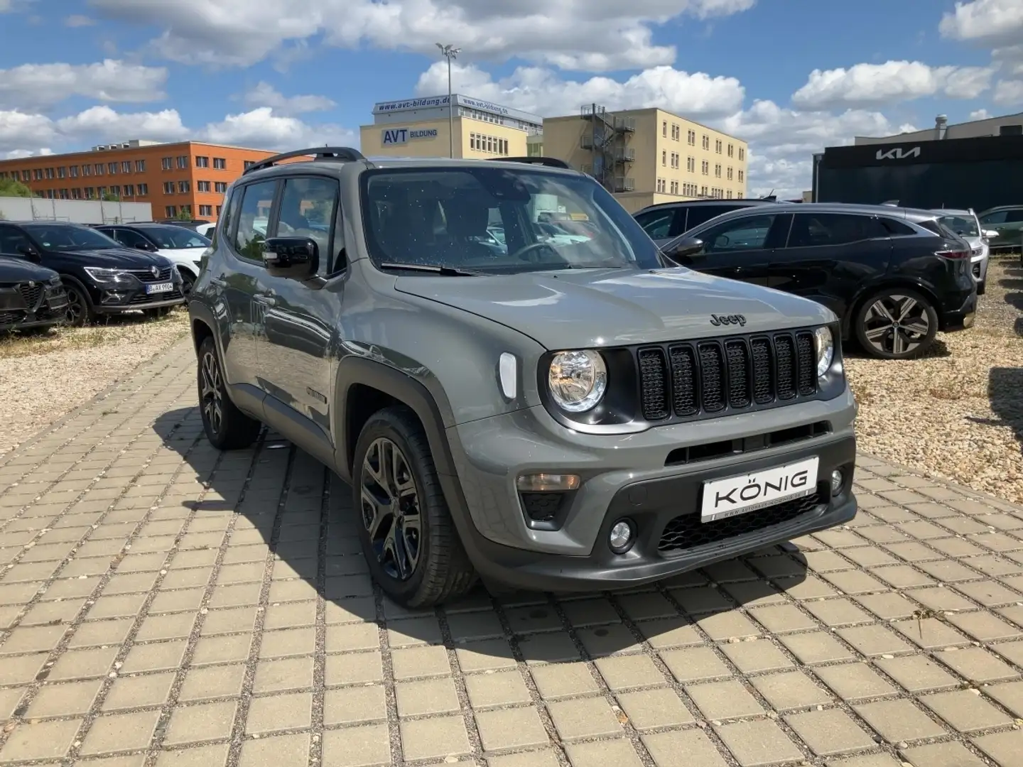 Jeep Renegade Night Eagle Tempomat Klimaautomatik PDC Grau - 2